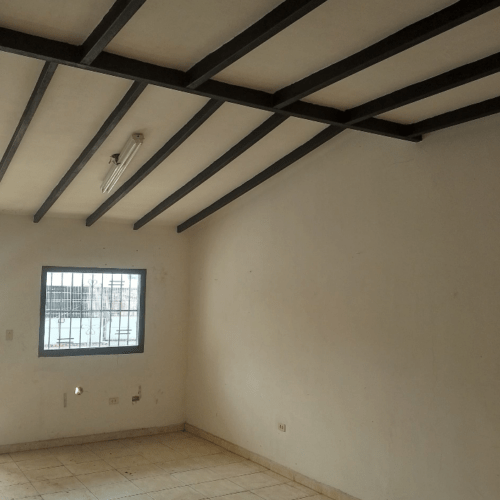 Local en Alquiler en Santa Rosa Valencia