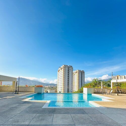 Apartamento en Venta en Res. Iceberg, Mañongo, Naguanagua, Edo Carabobo.