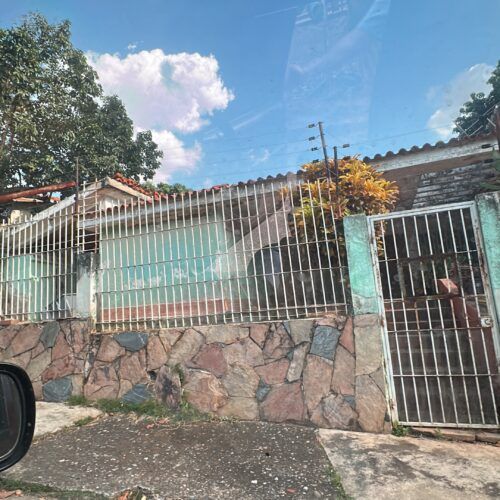 Casa Quinta en Ventas en Lomas del Este Valencia