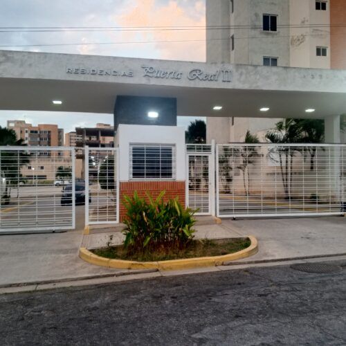 Apartamento en Venta Mañongo Residencias Puerta Real