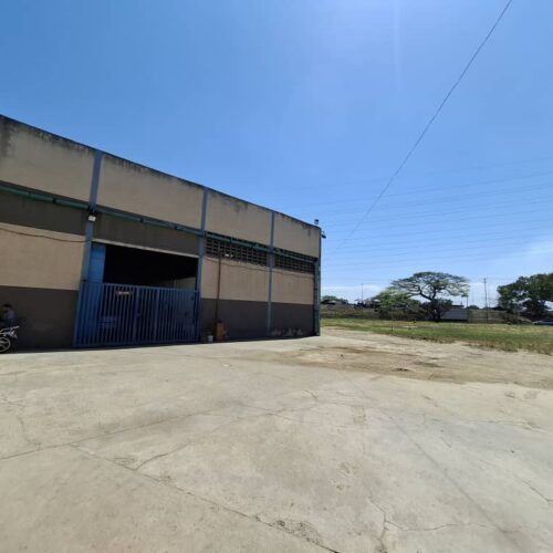 Terreno con Galpones Industriales en Venta a Metros de la ARC Zona Industrial San Diego cerca a La Samsung