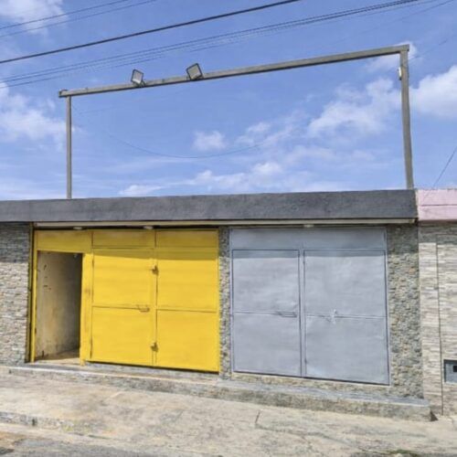 Local Comercial en Alquiler en la Urb. Parque Residencial La Esmeralda, San Diego, Carabobo