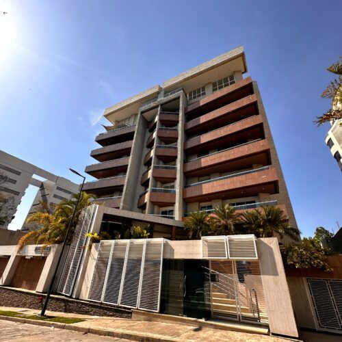 Penthouse en Venta en Res Guataparo Lake Valencia