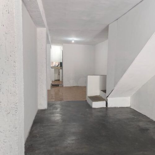 Local Comercial en Alquiler en la Urb. Parque Residencial La Esmeralda, San Diego, Carabobo