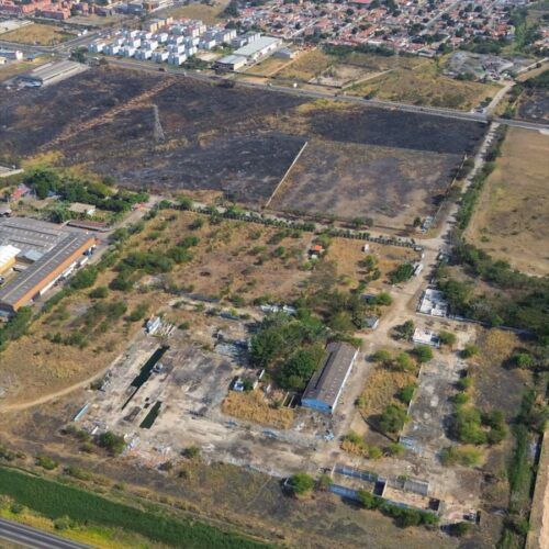 Venta de Terreno Industrial en la Autopista Regional del Centro y La Carretera Nacional los Guayos Edo Carabobo