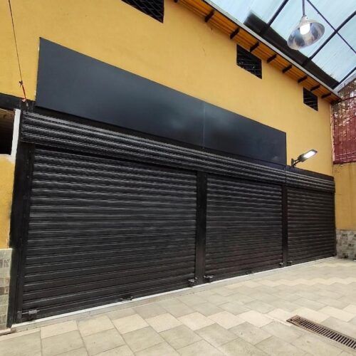 📍 Local Comercial en Alquiler – Centro Comercial M&M, Mercado los Goajiros