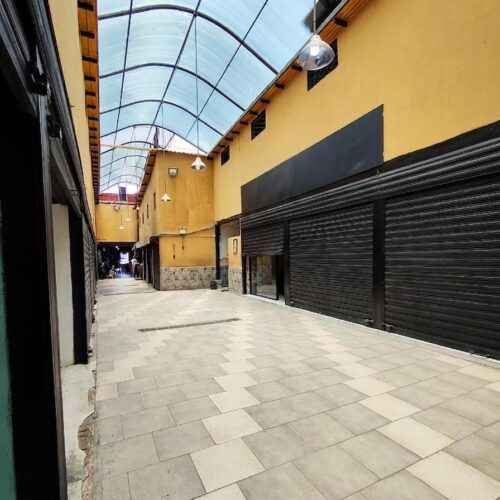 📍 Local Comercial en Alquiler – Centro Comercial M&M, Mercado Los Goajiros