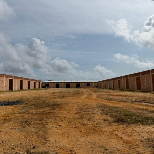 VENTA GALPON CIUDAD INDUSTRIAL COMERCIAL MARCELO SANTOS DE 400MTS TUCACAS FALCON VENEZUELA