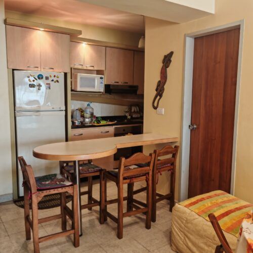 EN ALQUILER APARTAMENTO TIPO ESTUDIO EN RESIDENCIAS MONTE ARARAT URBANIZACIÓN LA TRIGALEÑA, VALENCIA EDO CARABOBO.