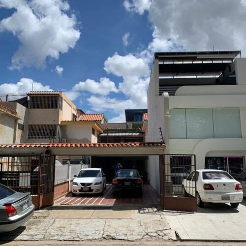 Apartoquinta en Alquiler en La Urbanización Prebo II – Valencia Estado Carabobo.