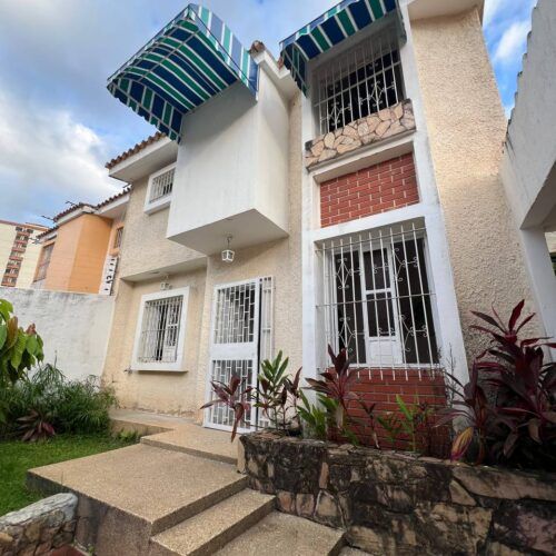 Apartoquinta en Venta El Bosque en Zona Comercial Valencia Carabobo