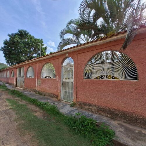 Casa Unifamiliar en Venta en el Toco Vía Vigirima Callejón los Caobos, Guacara, Edo. Carabobo.