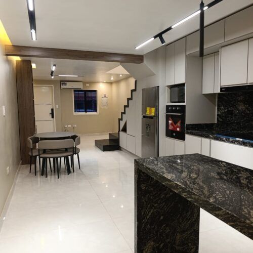 Townhouse Moderno en el Conjunto Residencial Laguna Club, San Diego – Estado Carabobo.