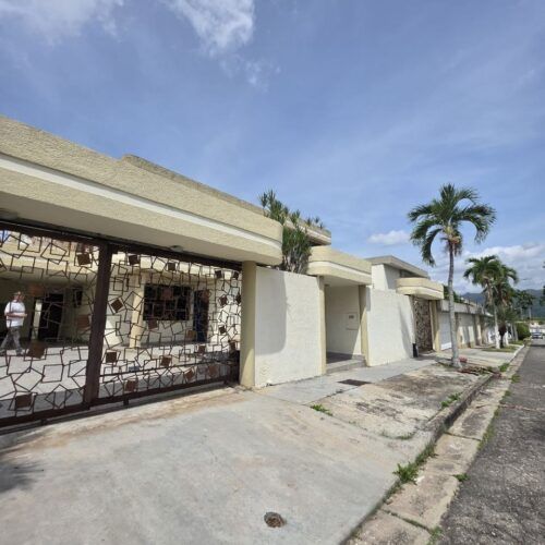 CASA EN VENTA EN URB TRIGAL NORTE VALENCIA EDO CARABOBO