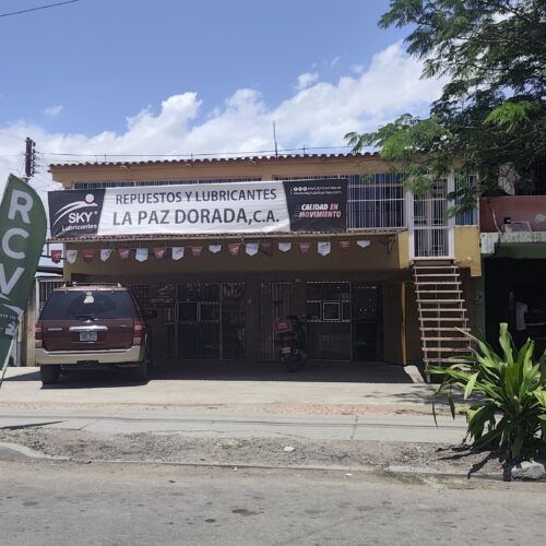 Casa Planta Alta Uso Comercial en Alquiler Urbanización Las Aguitas Sector 2 Los Guayos Carabobo