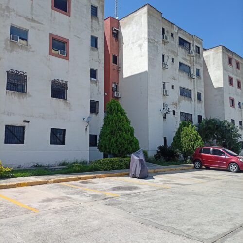 Apartamento en Venta en Paraparal Los Guayos Residencias Copoazu