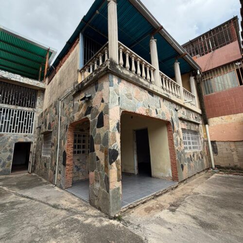 Casa en Alquiler en Av. 102 Montes de Oca cerca de la Av Tejera Valencia