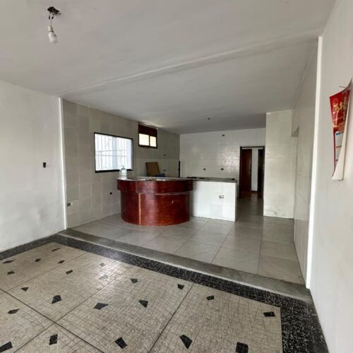 Casa comercial ubicada en el Viñedo – Valencia Edo Carabobo