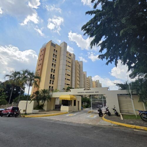 Apartamento en Venta ubicado en Res 2014 Piedras Pintada Mañongo Edo Carabobo