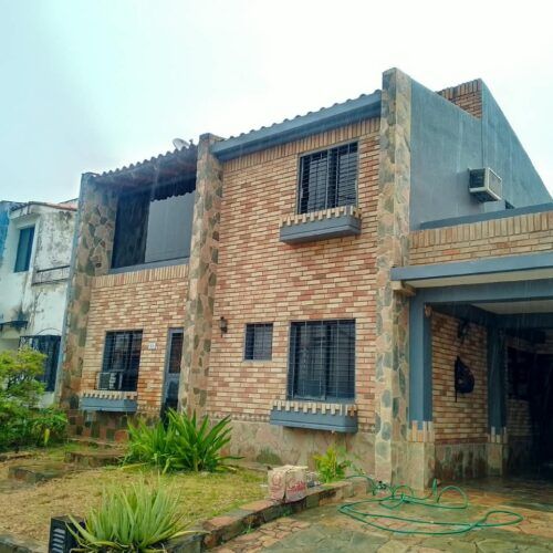 Casa en Venta en la Urbanización Parque Mirador Valencia Estado Carabobo
