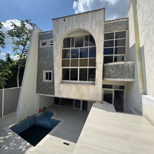 Townhouse en Venta en Conjunto Residencial Mykonos, Urbanización Terrazas del Country Guataparo Valencia Carabobo